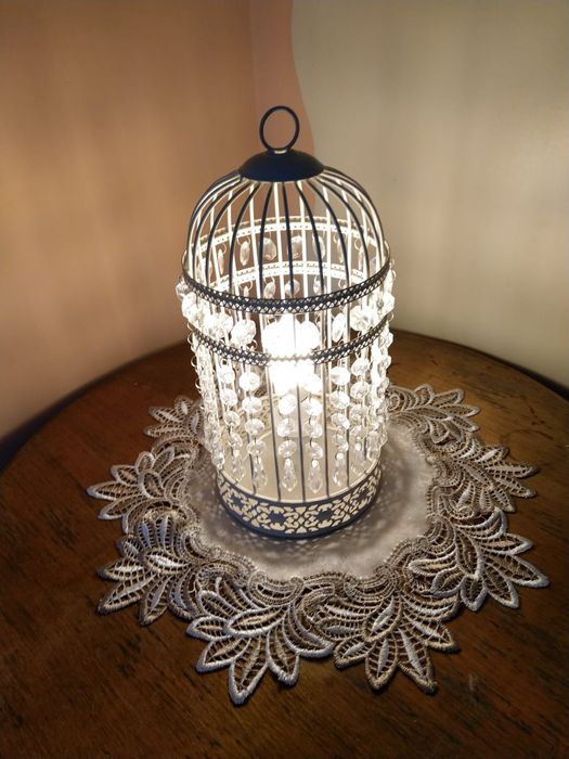 Lampka klatka stojąca