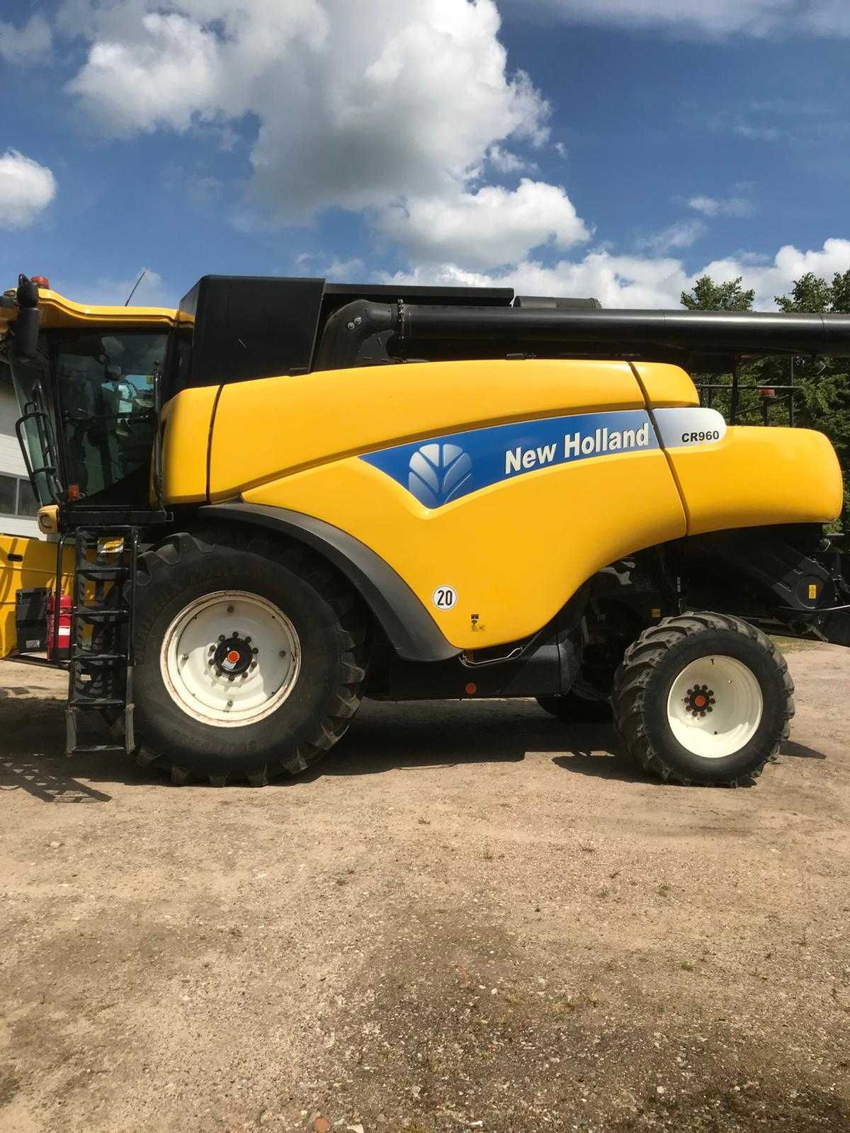 New Holland CR960