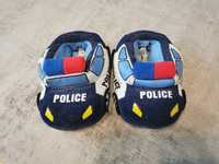 28 29 policja hm Police cars auta auto  kapcie paputki buty domowe