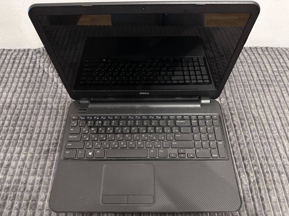 Laptop Dell Inspiron 3521 i3/500GB HDD/4 GB RAM/Windows 10 PRO