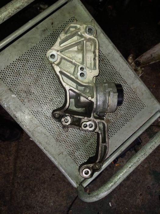 Podstawa łapa alternator klimatyzacji peugeot citroen 1.2 vti thp