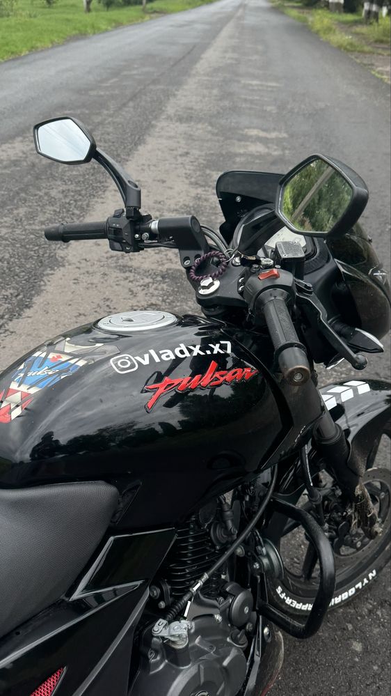 Продам  bajaj pulsar180