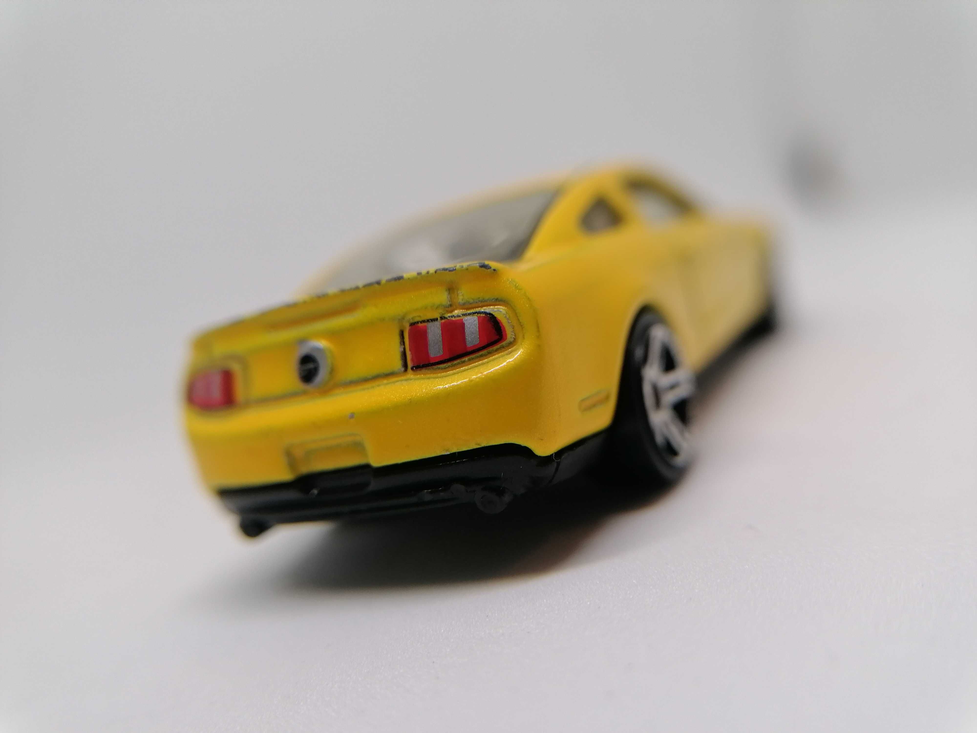 Ford Mustang GT Hot Wheels 1:64