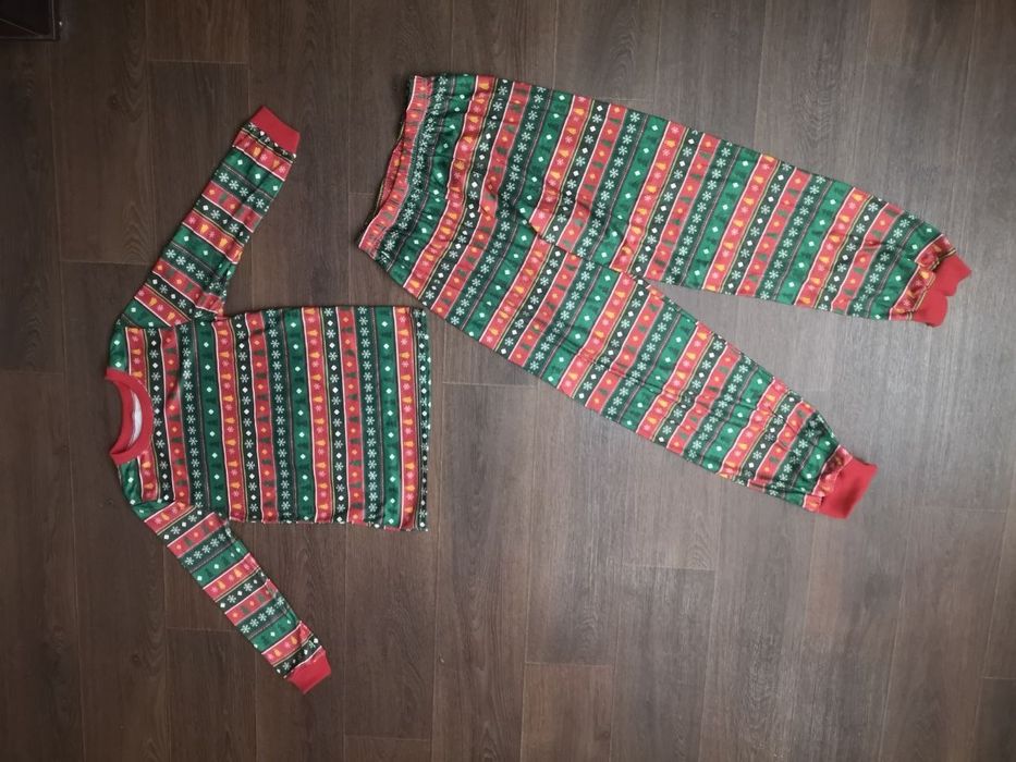 Дитяча тепла новорічна піжама 12 13 років новий рік Різдво ялинки 152