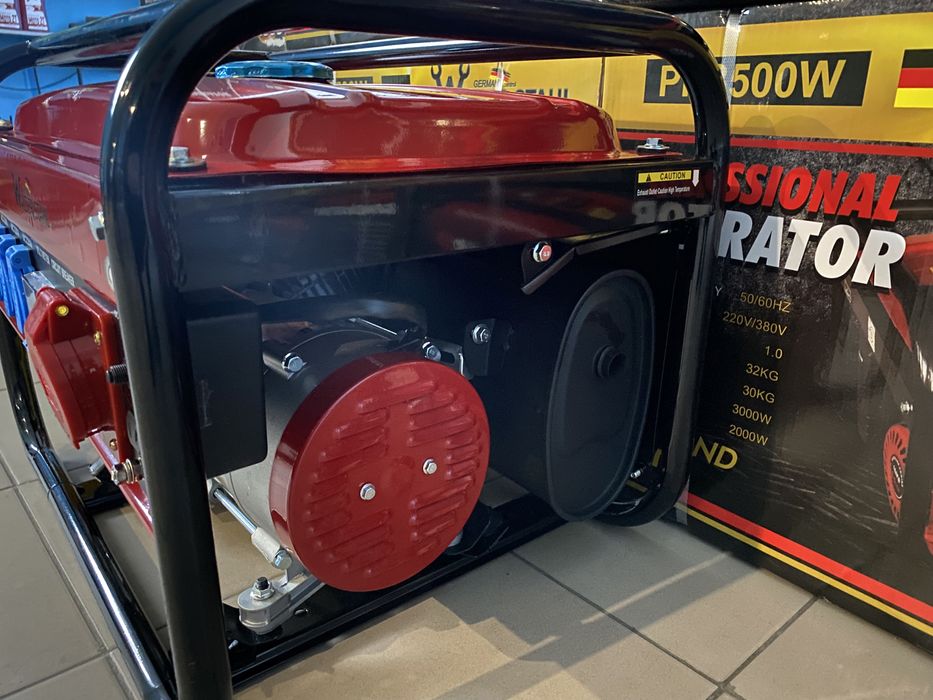 Продам бензогенератори