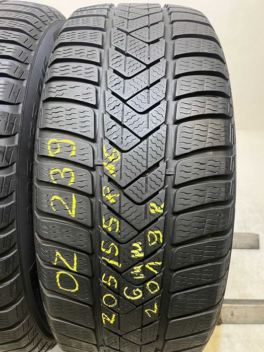 2x 205/55R16 Pirelli Sottozero 3 91H OZ239