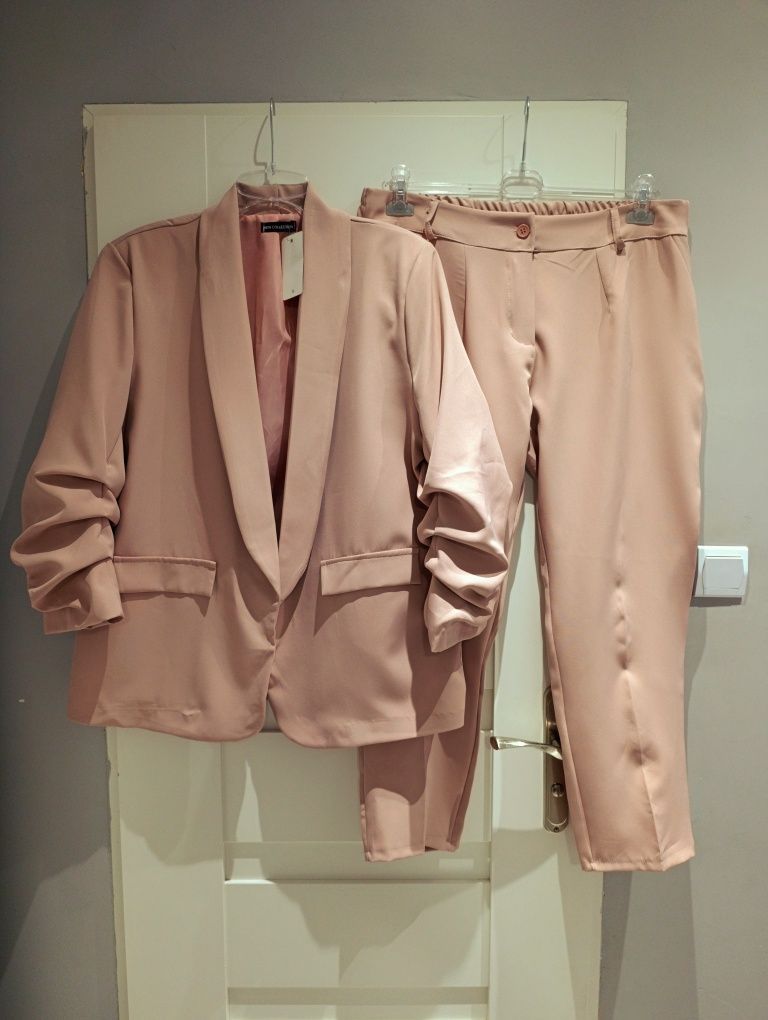 Garnitur nowy roz 4xl