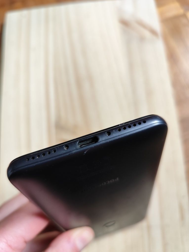 Smartphone Pocophone POCO F1 128Gb Xiaomi