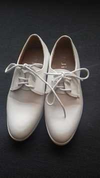 Buty chłopięce białe komunijne, do Komunii, alby rozmiar 27