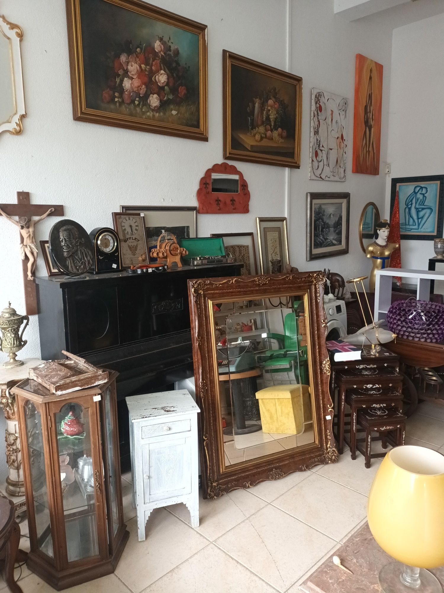 Vende-se Todo o Reecheio Loja de Usados