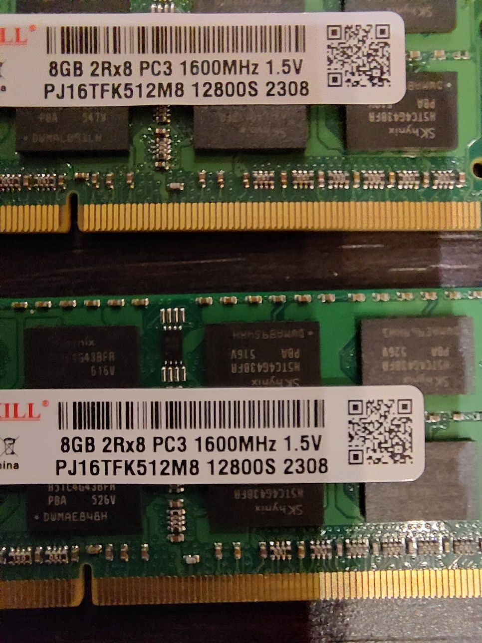 Продам 2 планки ddr3 8gb