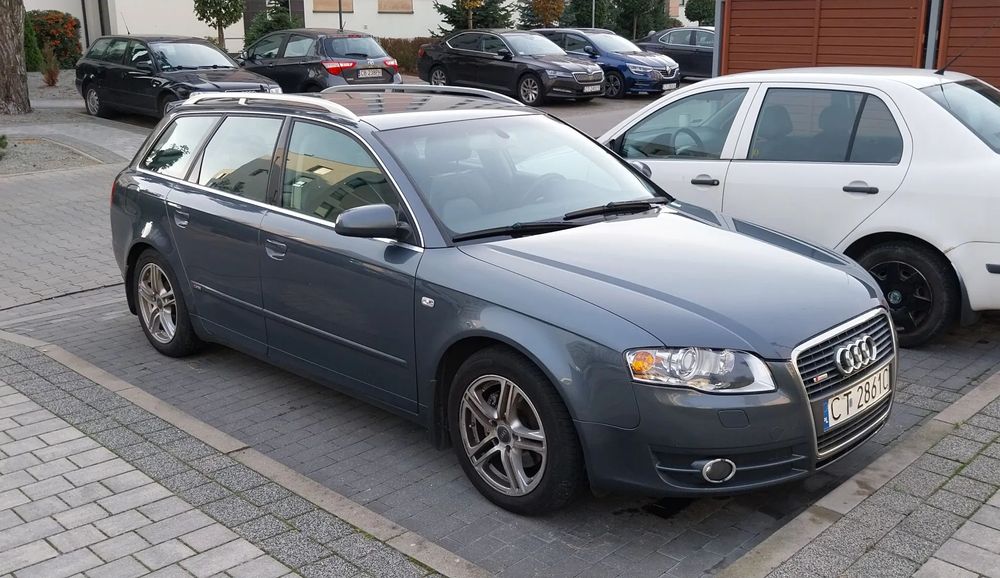 Audi A4 Świetny stan, s-line, uszkodzony mutitronic.