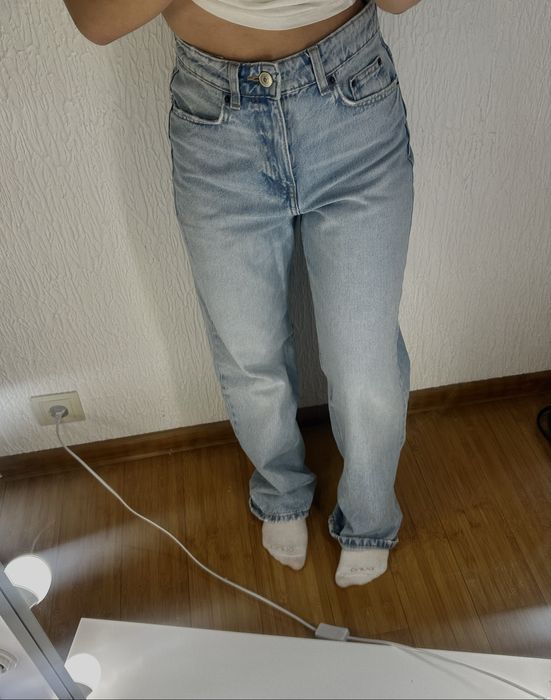 Прямі джинси Zara