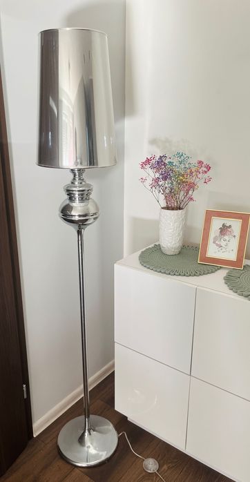 Lampa metalowa chromowana srebrna