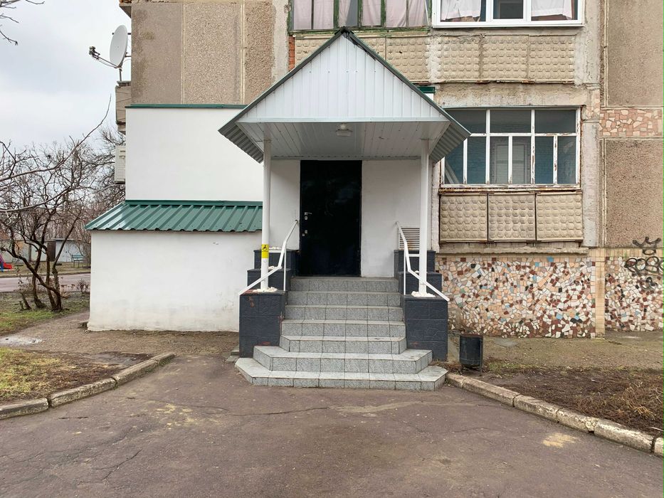 Магазин, кафе, або офіс у центрі! Під будь-який вид діяльності!