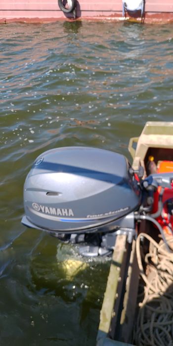 Човновий мотор Yamaha 25