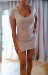 Bawełniana sukienka dopasowana Basic beżowa nude 36/S casual