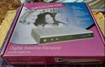 Продам спутниковый ресивер Opticum 4100 C