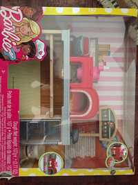 Pizzaria Barbie com caixa e boneca