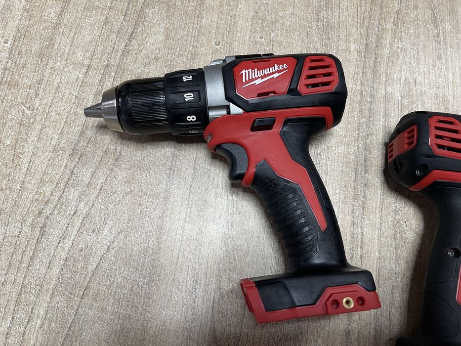 Milwaukee M18 BDD / щіткові акумуляторні шуруповерти Мілвокі