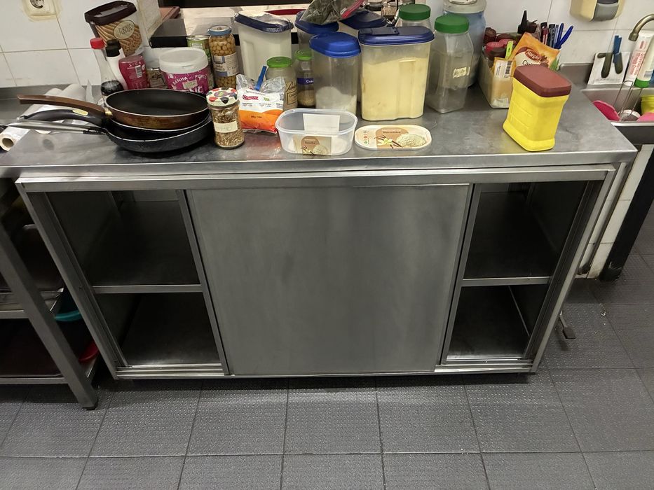 Cozinha tod equipada em inox