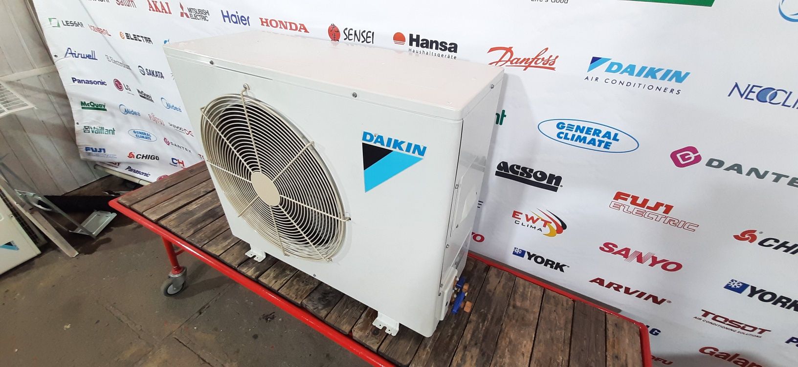 Наружный блок DAIKIN - FT50 (R-22)