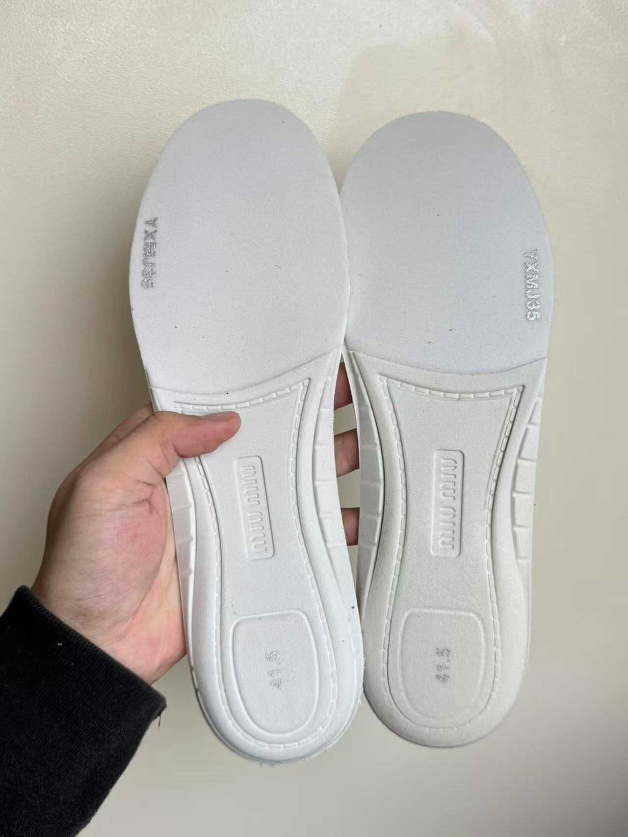 Buty NewBalance x  MIU MIU Moda Obuwie sportowe rozmiar.42