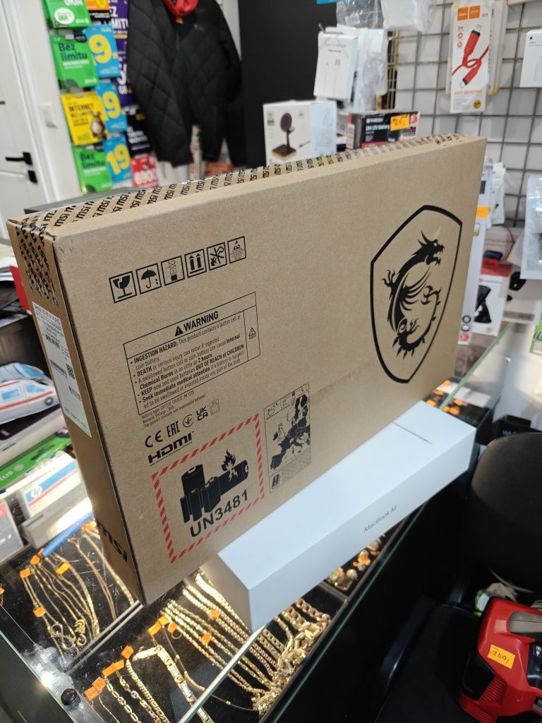MSI Vector 16 HX A14V i9-14900HX RTX4080 32GB/1TB.. Nowy GW2lata..PAT-