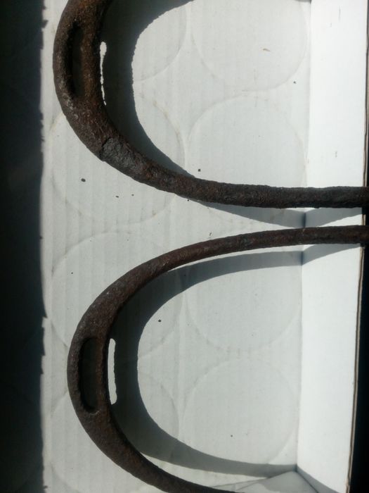 Strzemiona kawaleryjskie II RP Parysów