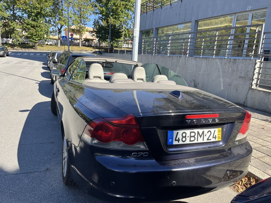 Vendo Volvo C70 t5 carro estinado