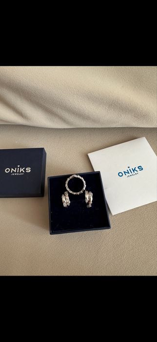 Сережки та каблучка кольцо серьги Bvlgari Булгари  біле золото .