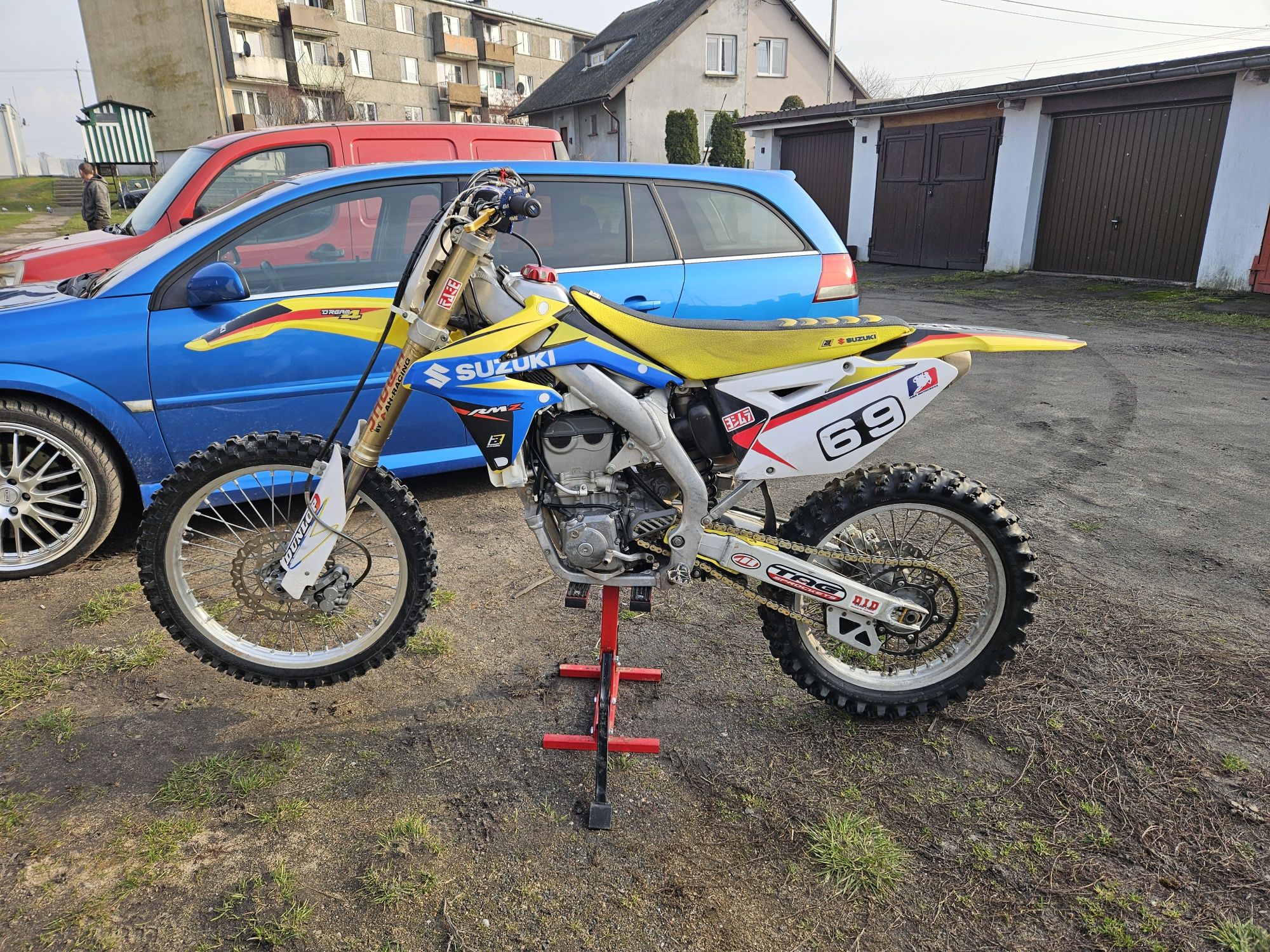 Suzuki RMZ 450 Zamiana