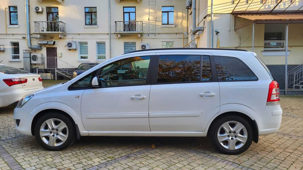 Opel Zafira 2013 р.в., 1.8 бензин