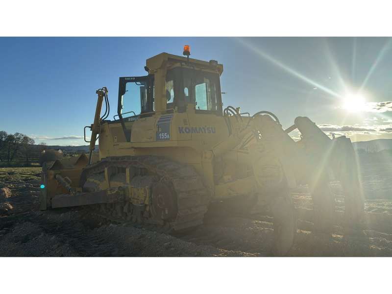 Bulldozer KOMATSU D155AX-5