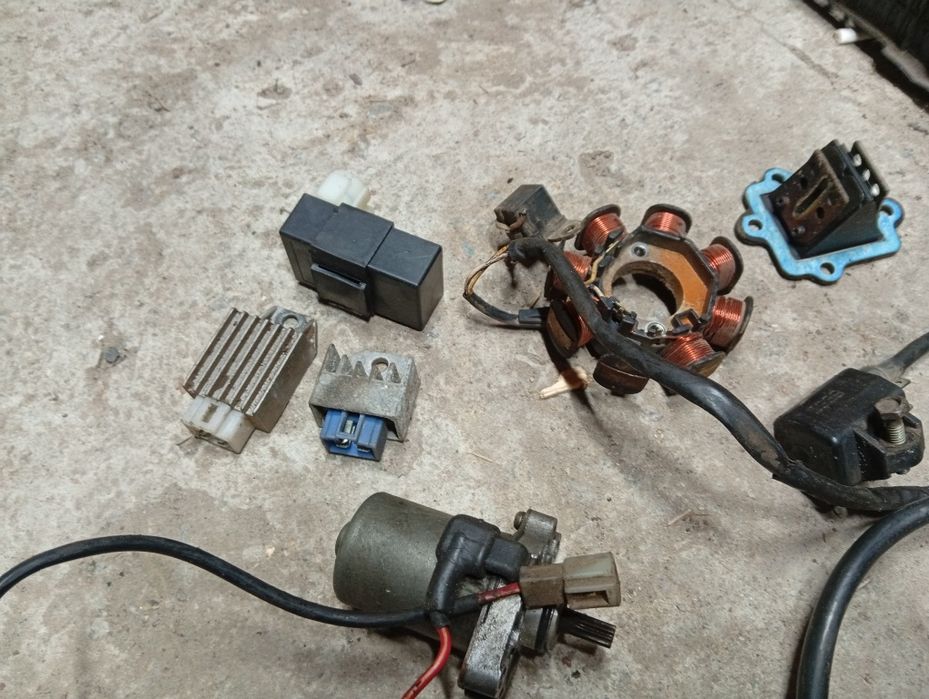 Комутатор скутера