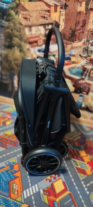 Нова оригінальна прогулянкова коляска Carrello