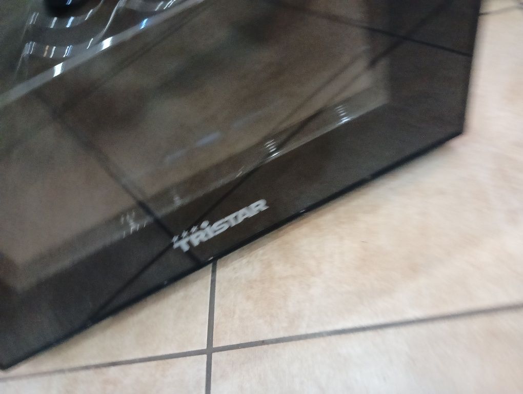 Lodówka do wina i piwa i napoi TriStar wr 7516