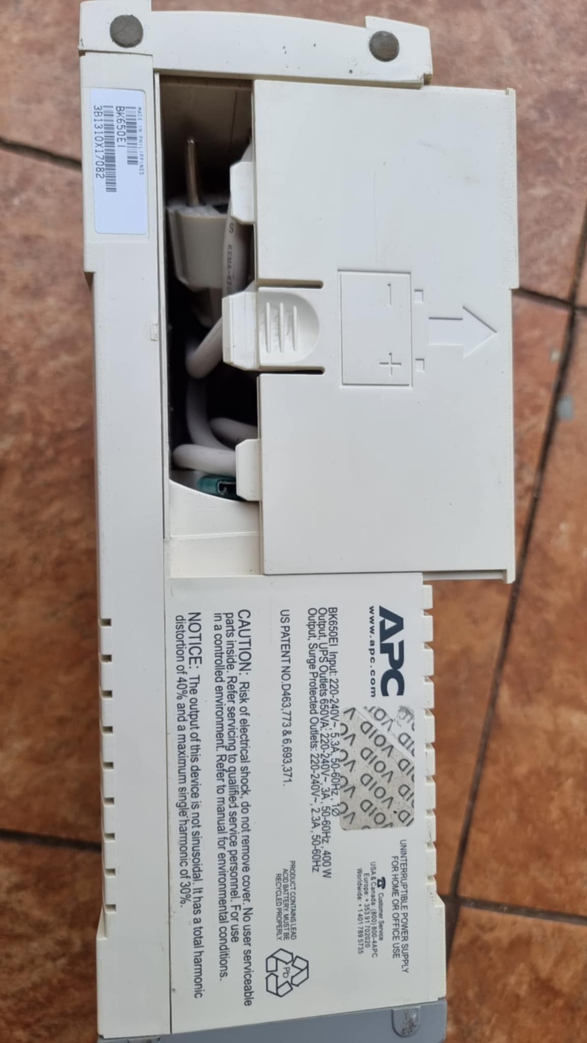 Продам UPS APC Back-UPS CS 650