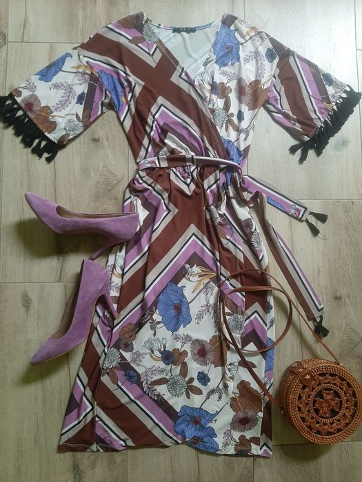 Sukienka Mohito, rozm.XXS/XS/S, frędzle, pompony