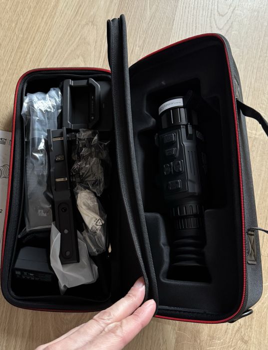 Тепловізійний приціл AGM RATTLER V2