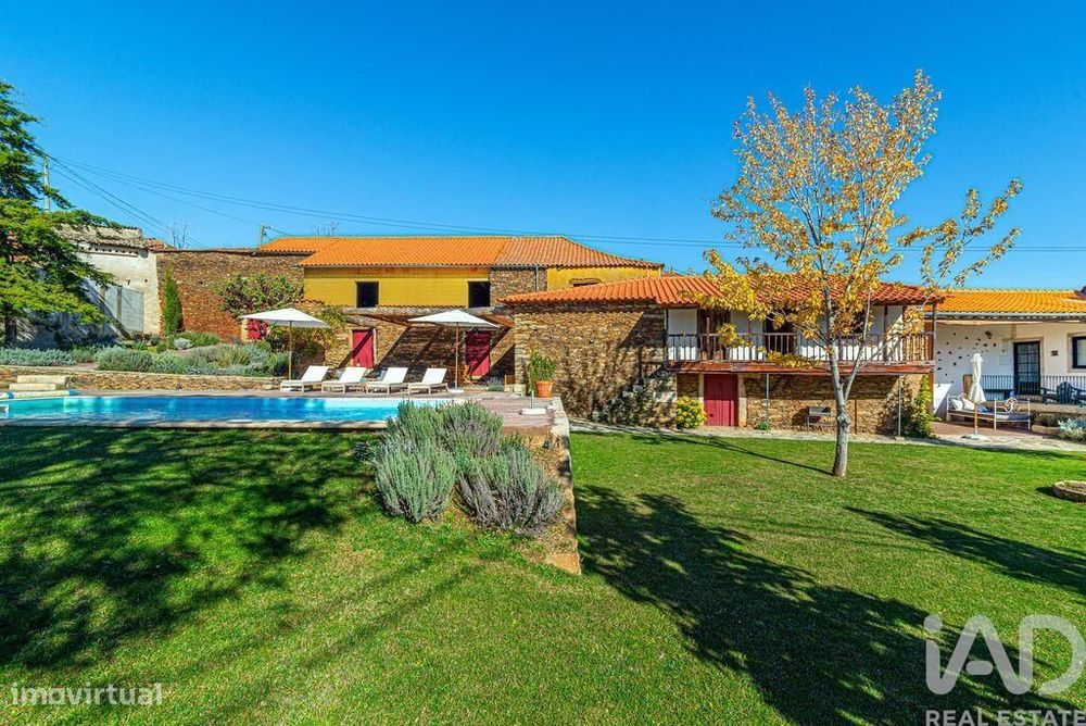 Casa / Villa T5 em Avantos e Romeu de 300,00 m2