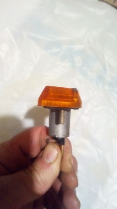 Повторитель указателя поворотов левый на Ваз 2103, Жигули,.