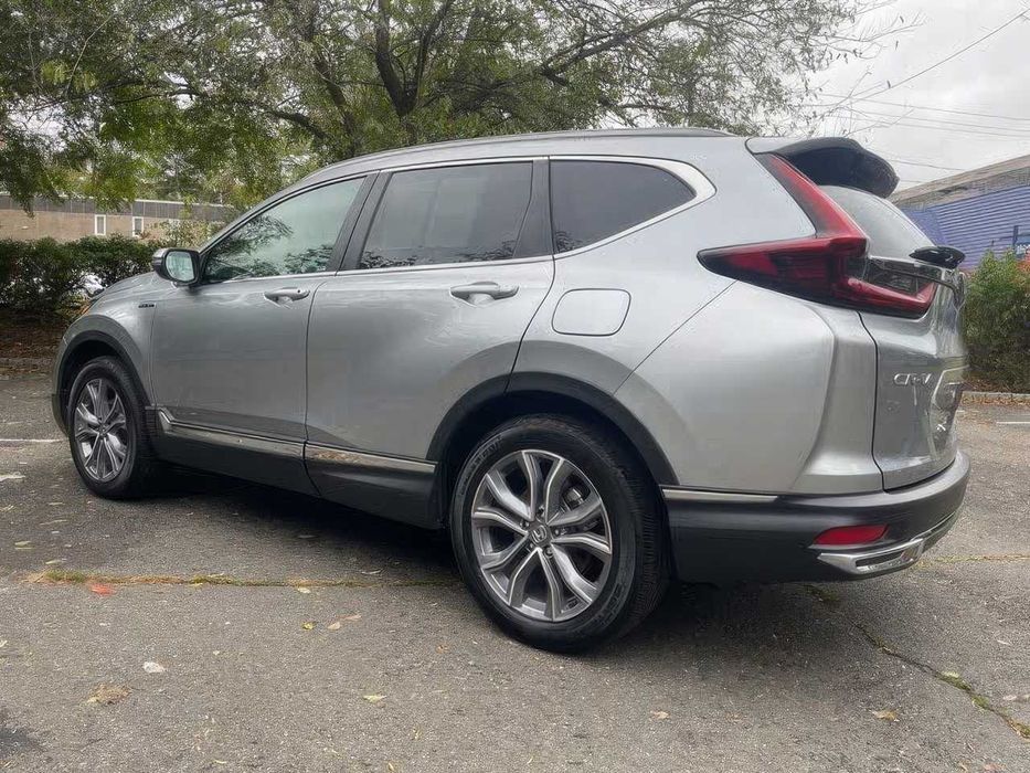 Honda CR-V Hybrid Touring      2022