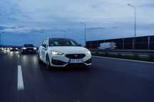 Cupra Leon Zadbana biała Cupra Leon VZ