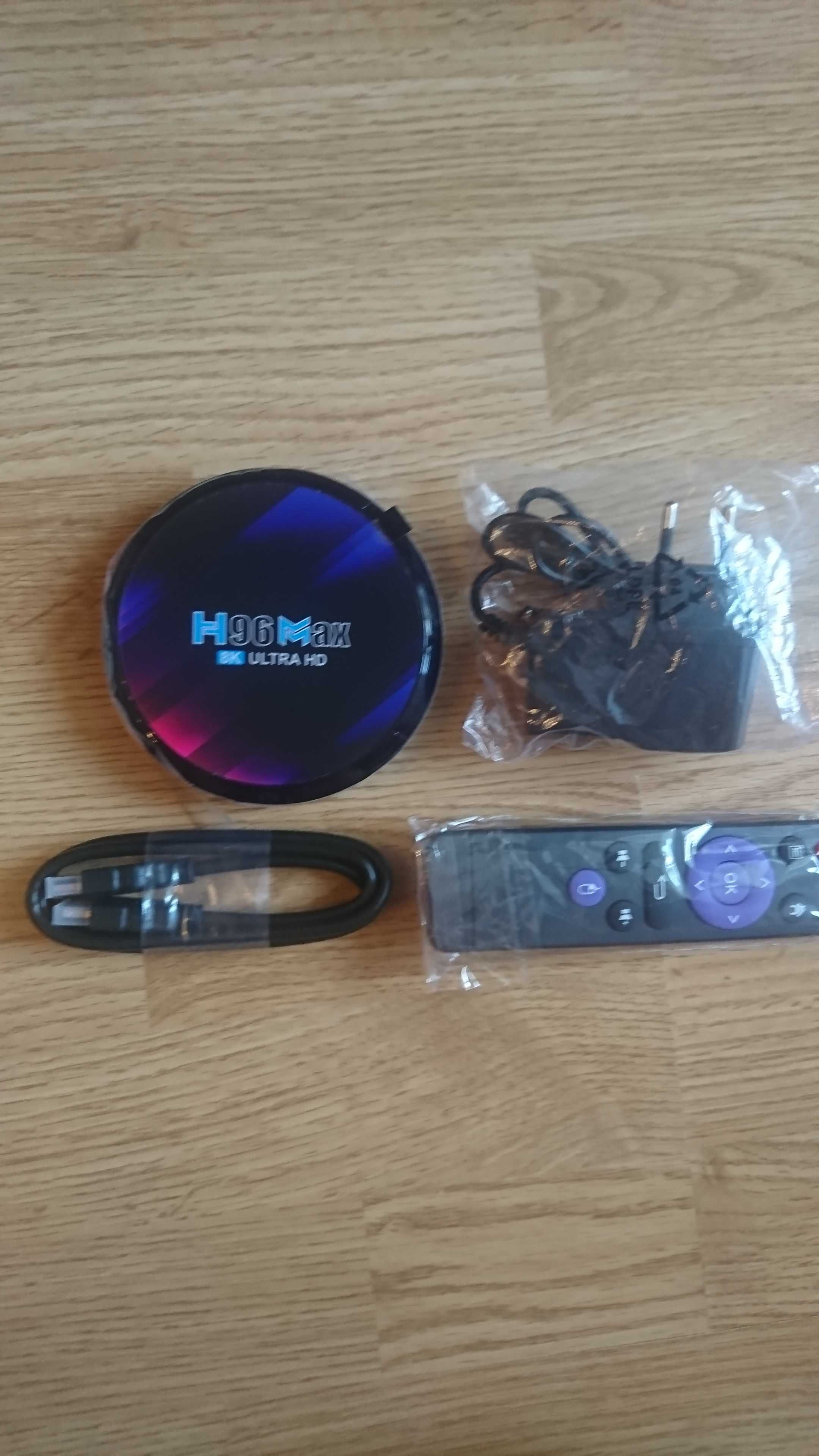 Приставка Smart TV Box H96 MAX 4GB/32GB Android 13.0