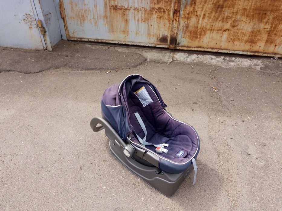 Детское автокресло Chicco 0+