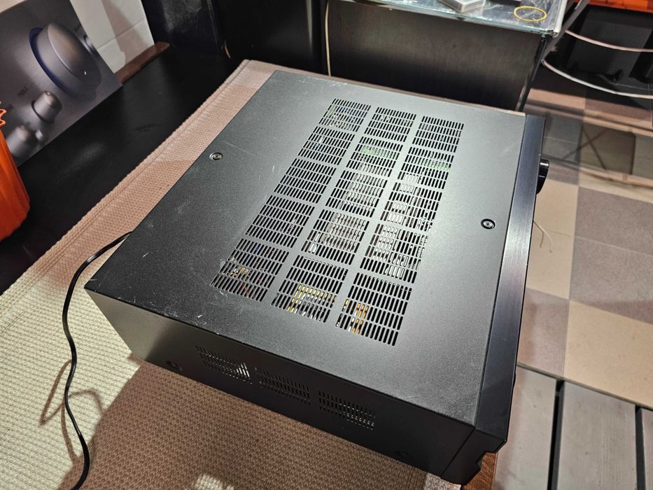 AV ресивер Yamaha RX-V2300 15кг/6х110Вт/Dolby Digital DTS