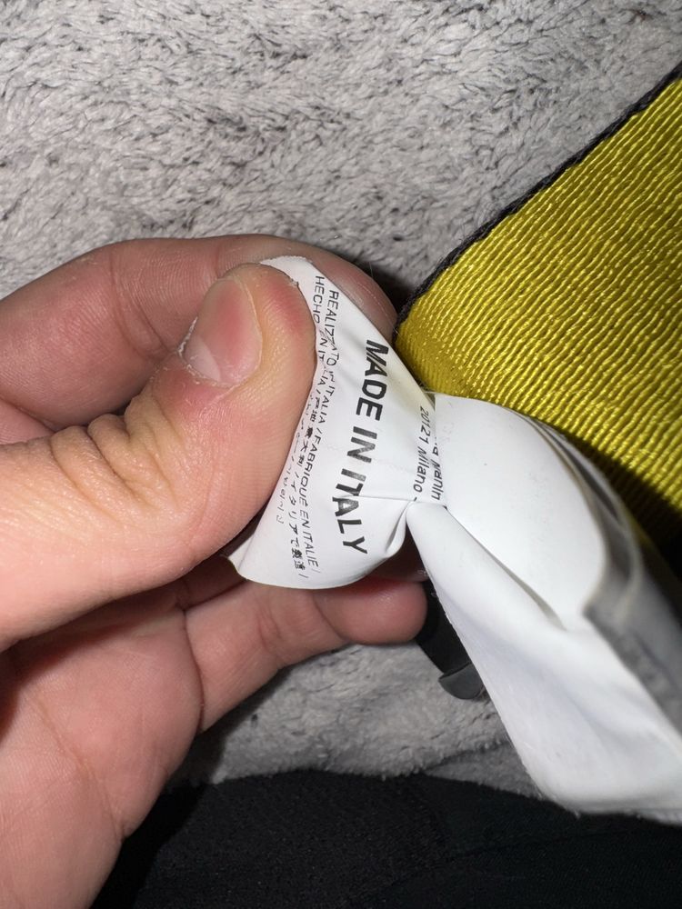 Pasek off white żółty 2m