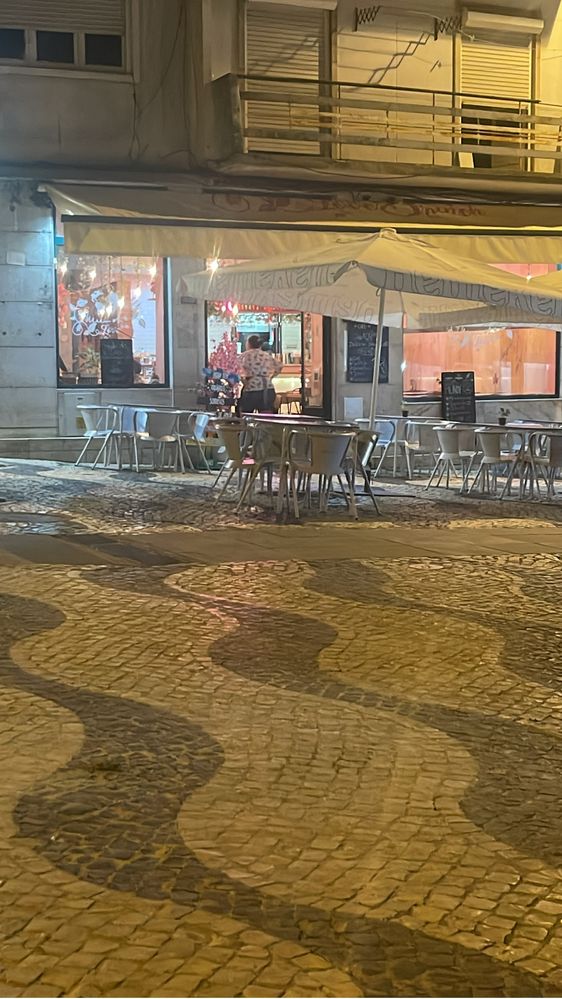 Restaurante em cacilias pendonal