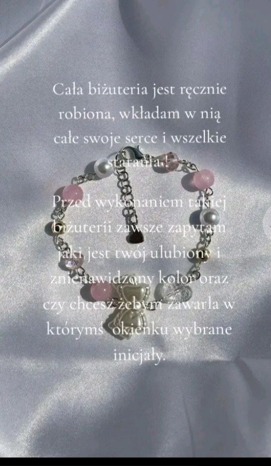 Kalendarz z biżuterią ręcznie robioną